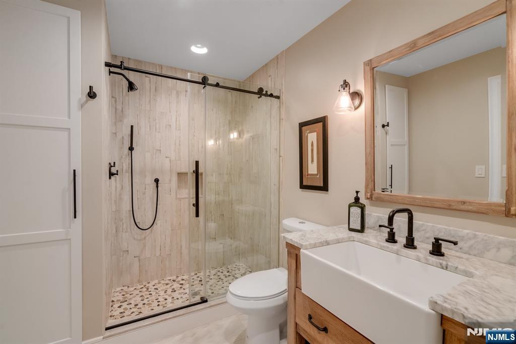 4 Brookview Court Property Photo 28