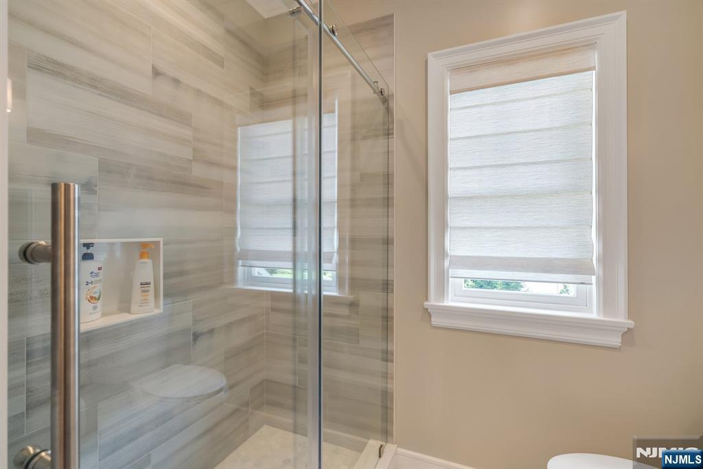 4 Brookview Court Property Photo 29
