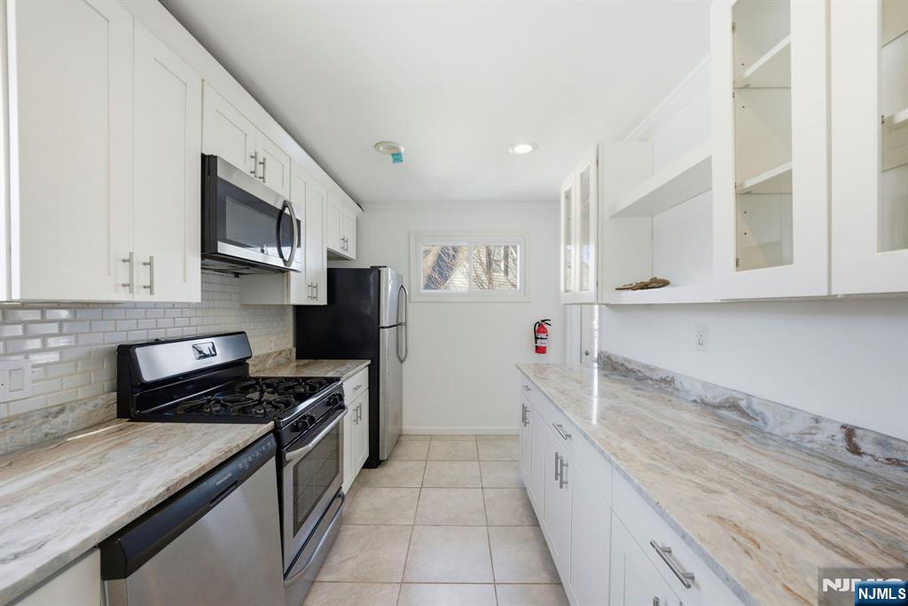 125 Tunison Road Property Photo 4