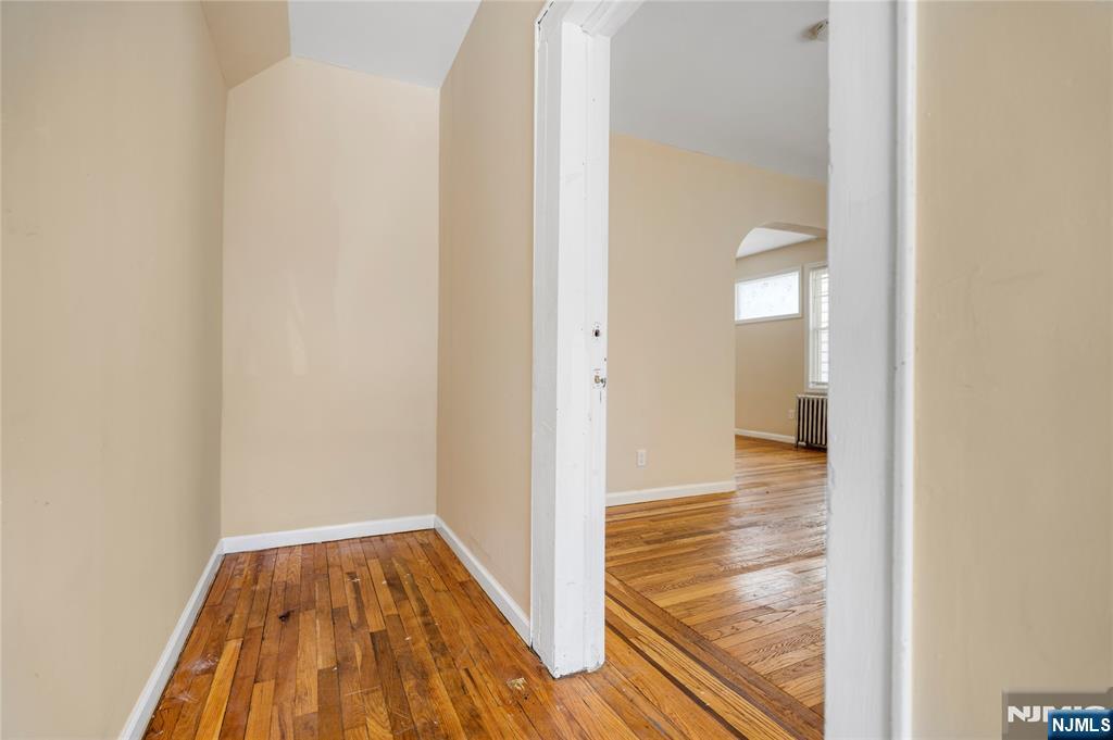 98 Delmar Place Property Photo 6
