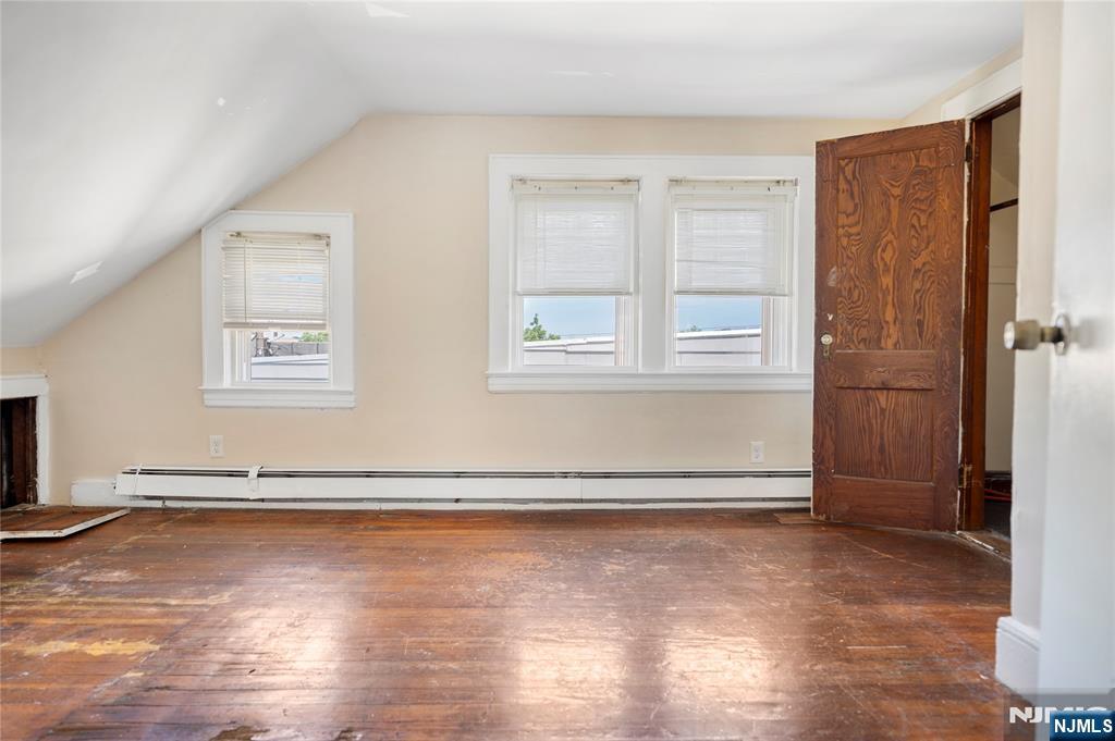 98 Delmar Place Property Photo 27