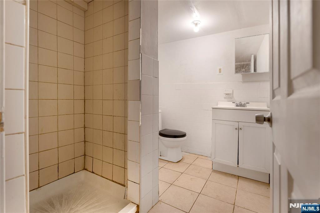 98 Delmar Place Property Photo 34
