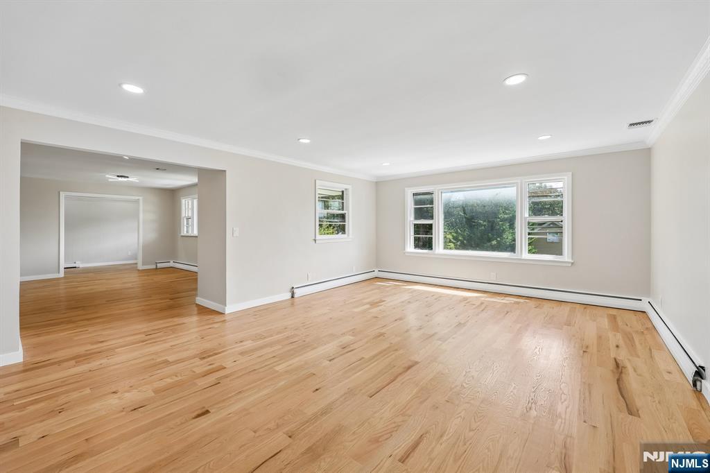 33 Lotz Street Property Photo 7