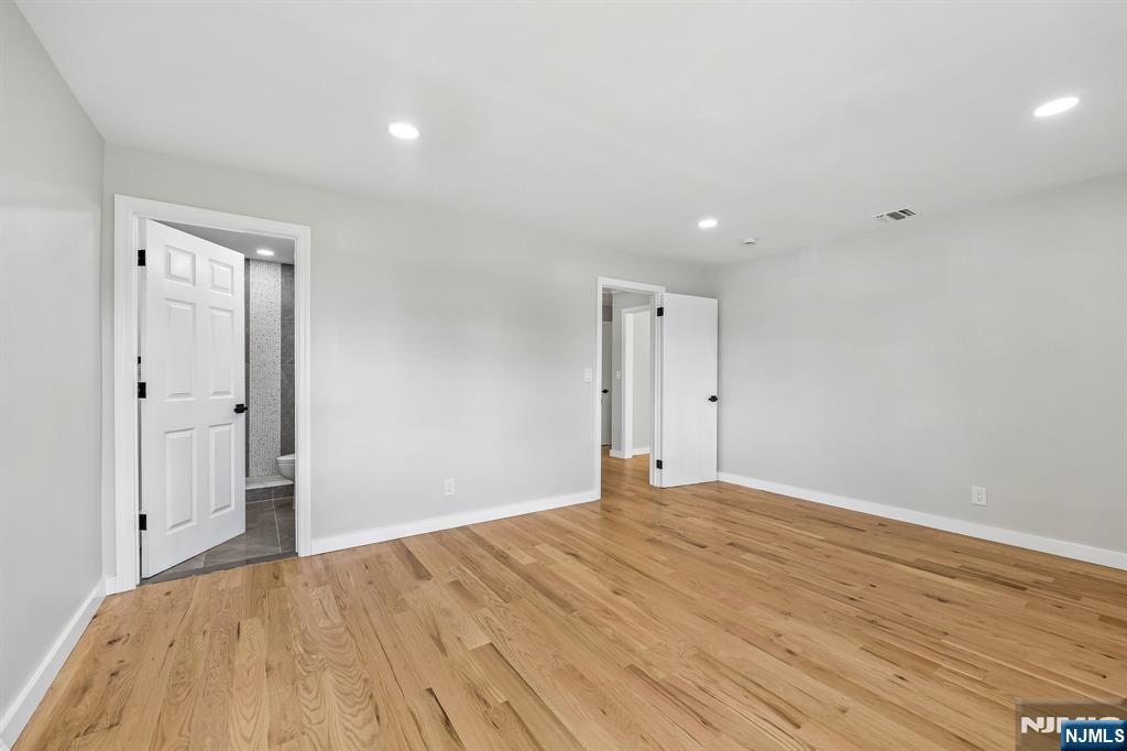 33 Lotz Street Property Photo 21
