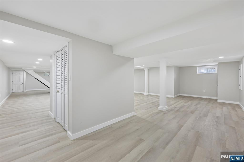 33 Lotz Street Property Photo 35