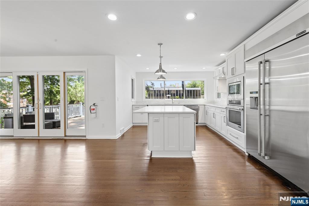 2 Monument Place Property Photo 8