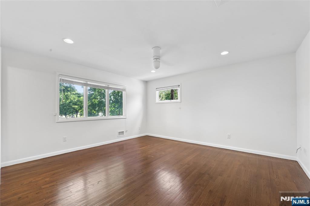 2 Monument Place Property Photo 20