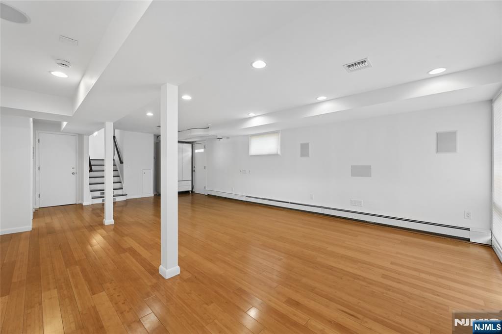 2 Monument Place Property Photo 21