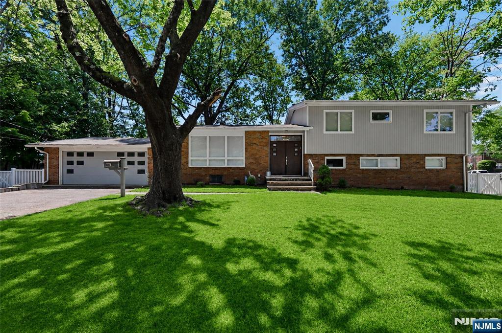 2 Monument Place Property Photo 34
