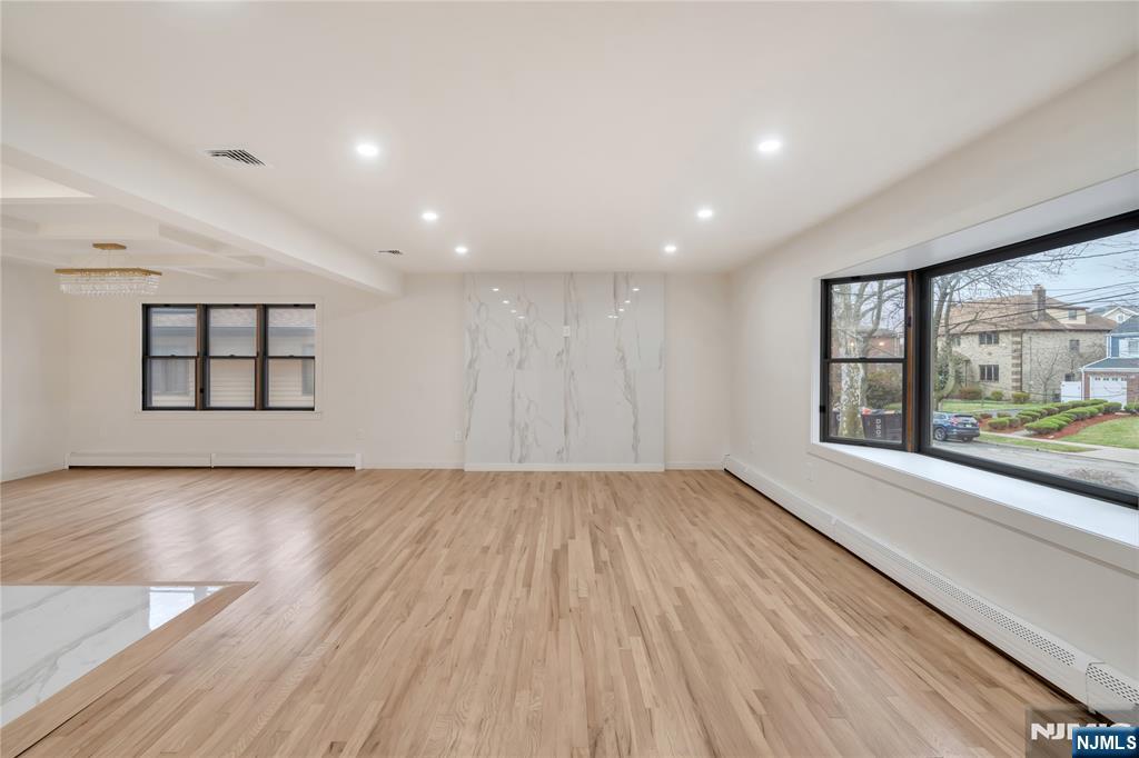 468 Morse Avenue Property Photo 4