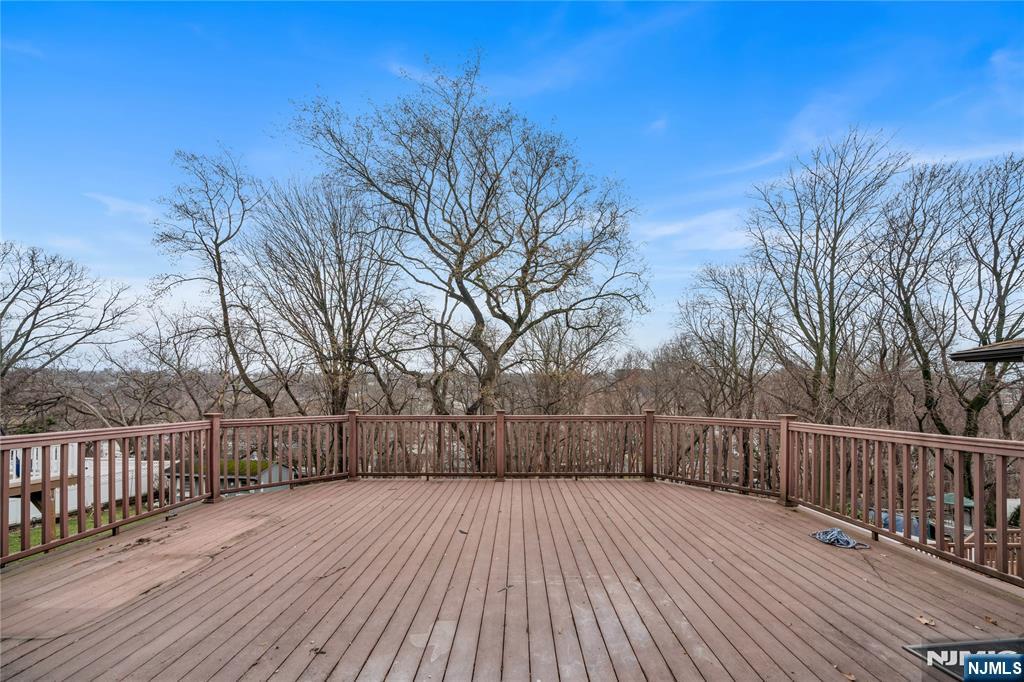 468 Morse Avenue Property Photo 22