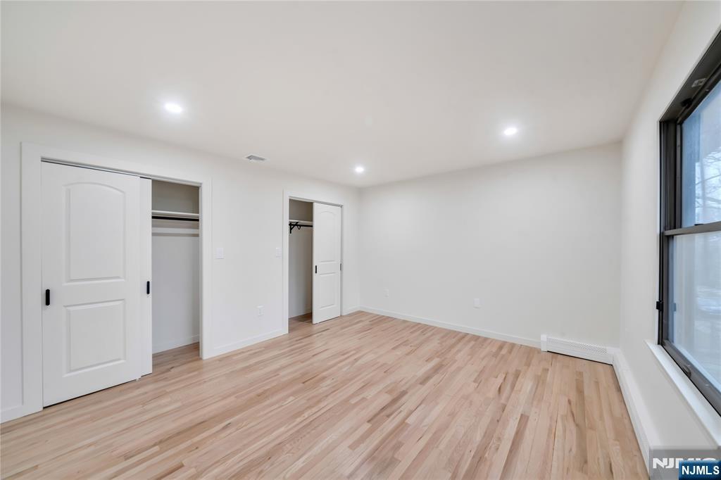 468 Morse Avenue Property Photo 37