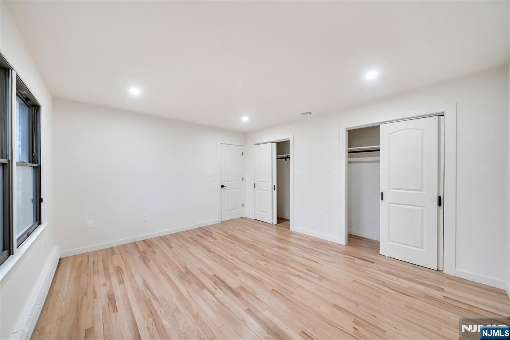 468 Morse Avenue Property Photo 38