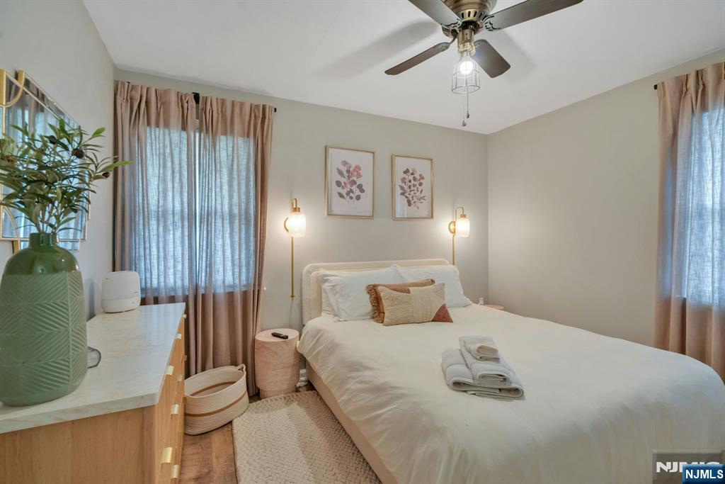 240 Gordon Avenue Property Photo 12