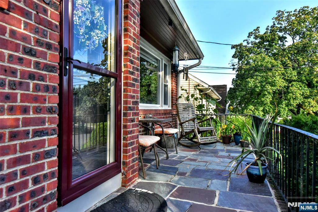 315 Myers Avenue Property Photo 2