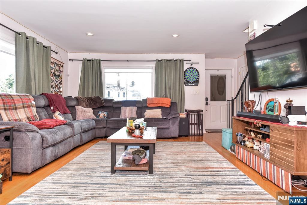 315 Myers Avenue Property Photo 6