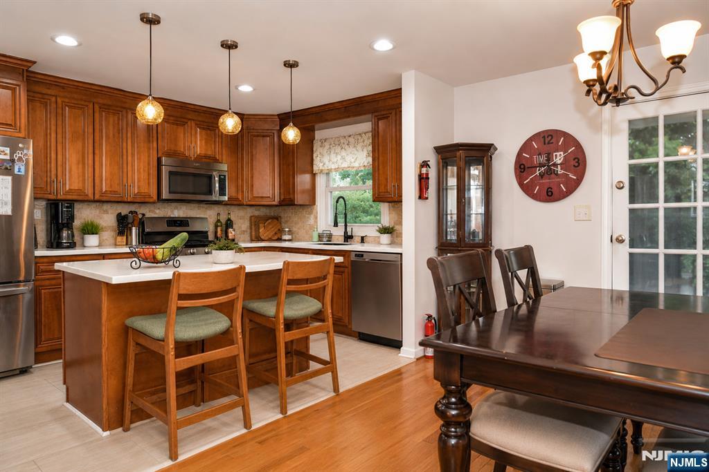 315 Myers Avenue Property Photo 8
