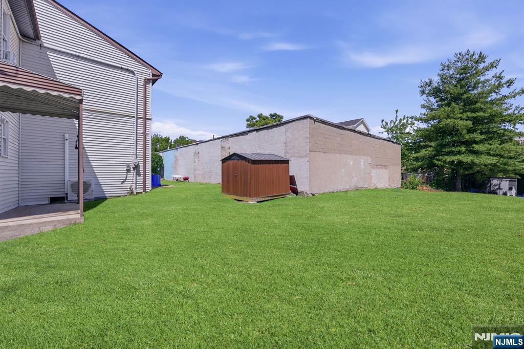 312 Littleton Avenue 804 Property Photo 20