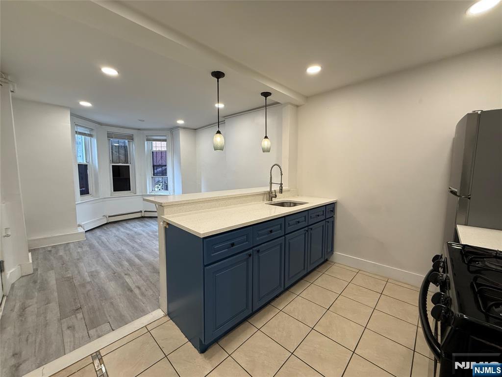 270 1/2 Summit Avenue Property Photo 2