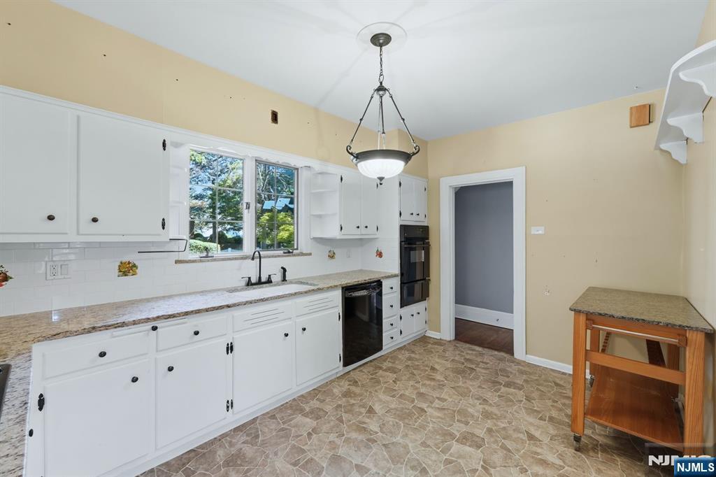 301 3rd Street Property Photo 7