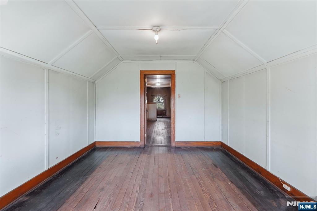 301 3rd Street Property Photo 39