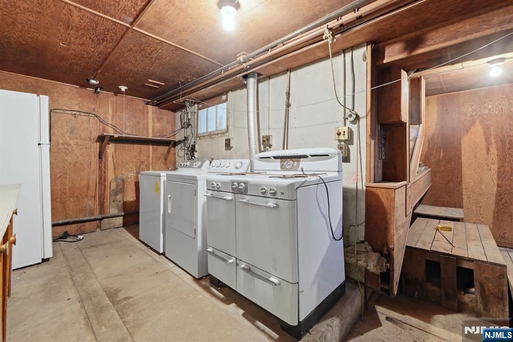301 3rd Street Property Photo 44