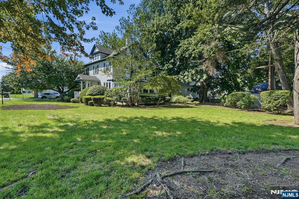 301 3rd Street Property Photo 48