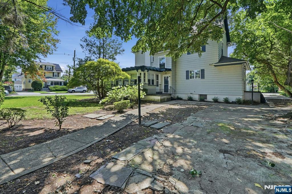 301 3rd Street Property Photo 50