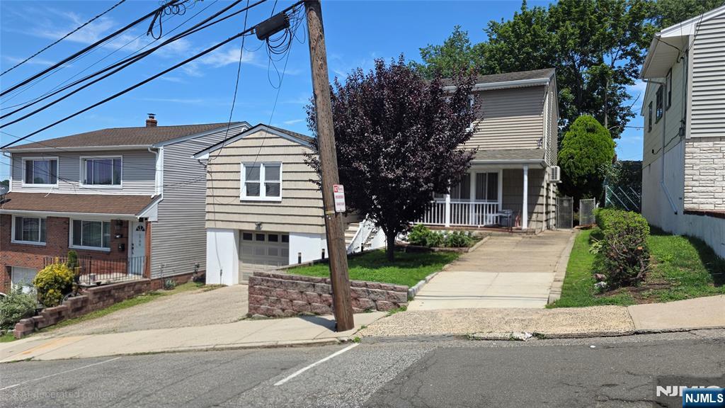 1614 83rd Street Property Photo 3