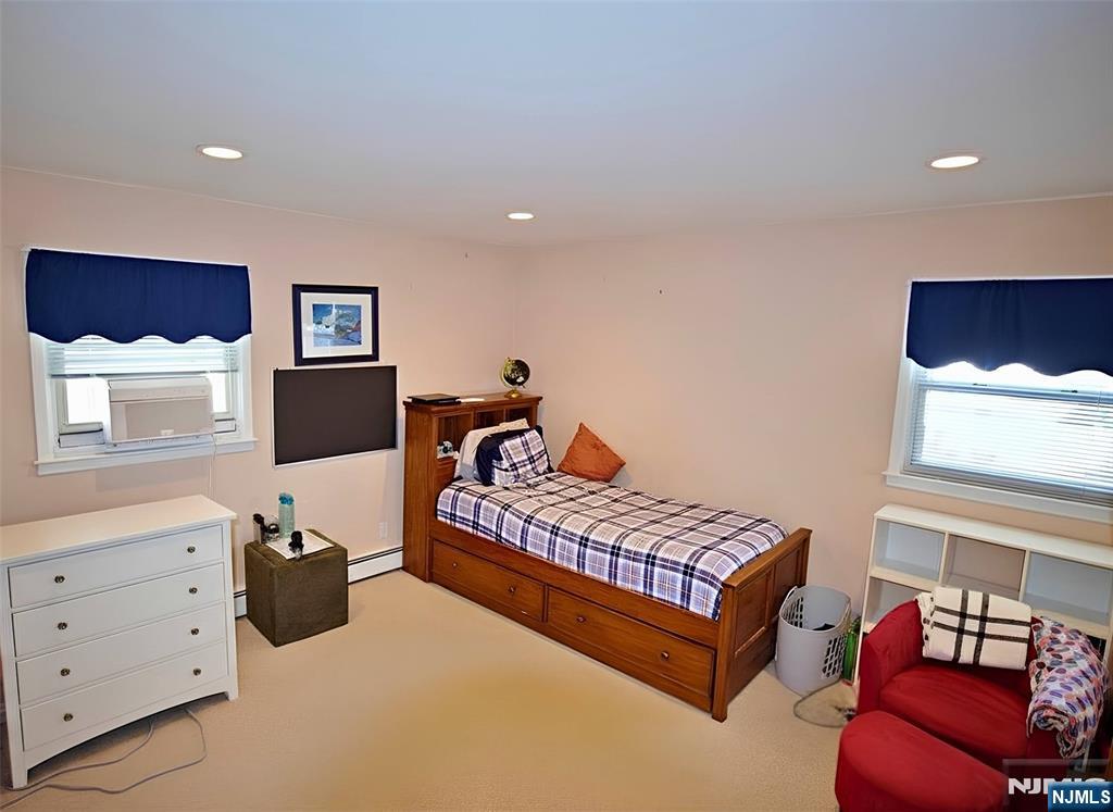 226 Irving Place Property Photo 8