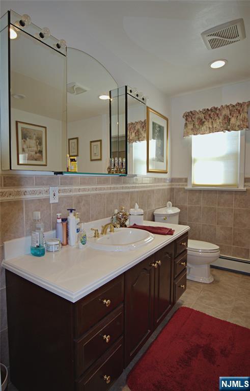 226 Irving Place Property Photo 10