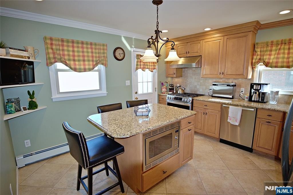 226 Irving Place Property Photo 14