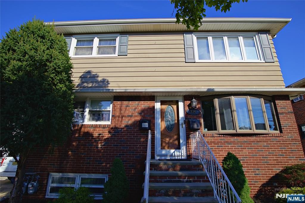 226 Irving Place Property Photo 30