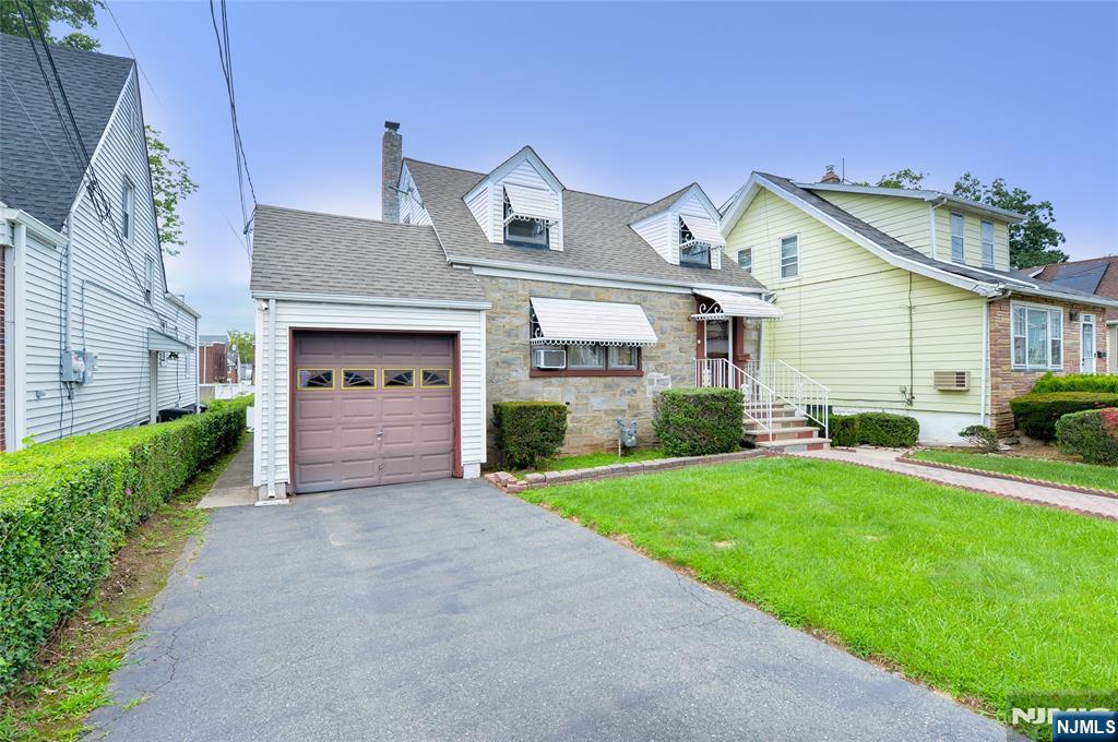 1556 Wyndmoor Avenue Property Photo 25