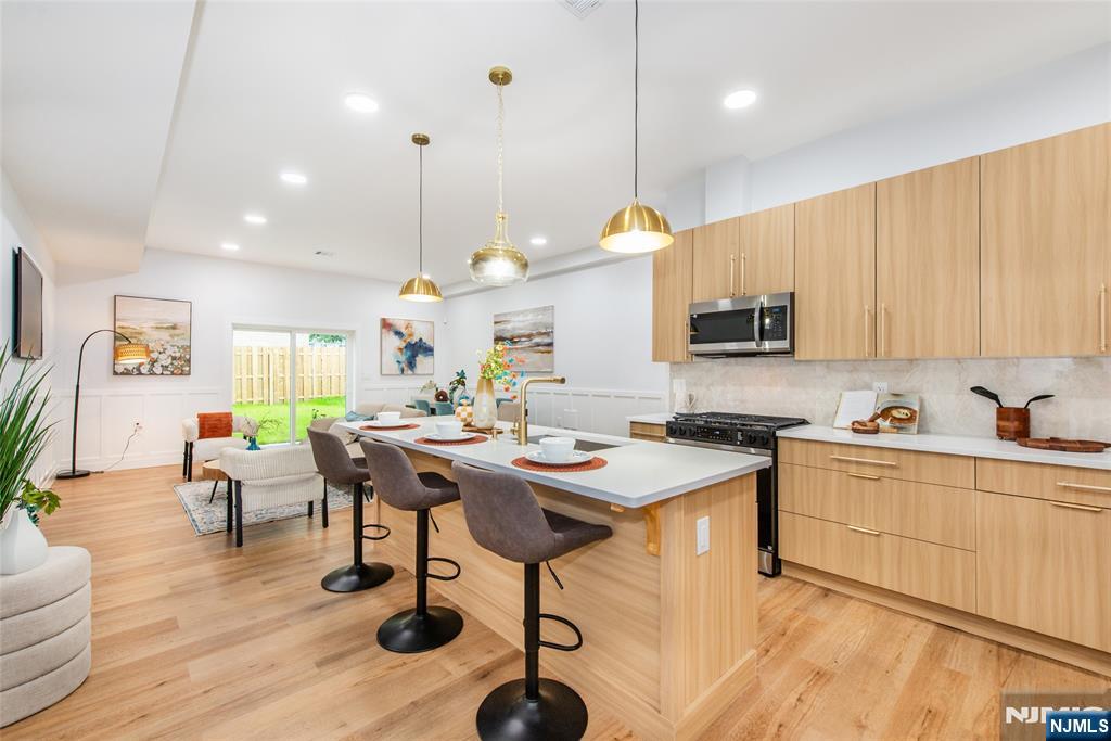 26029677 Property Photo 2
