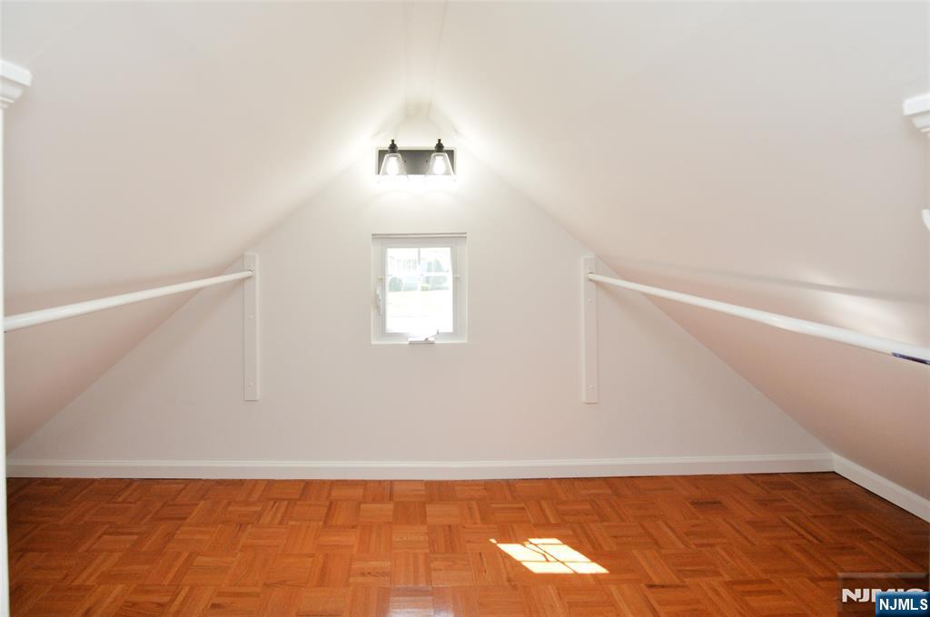 17-23 Berdan Avenue Property Photo 15