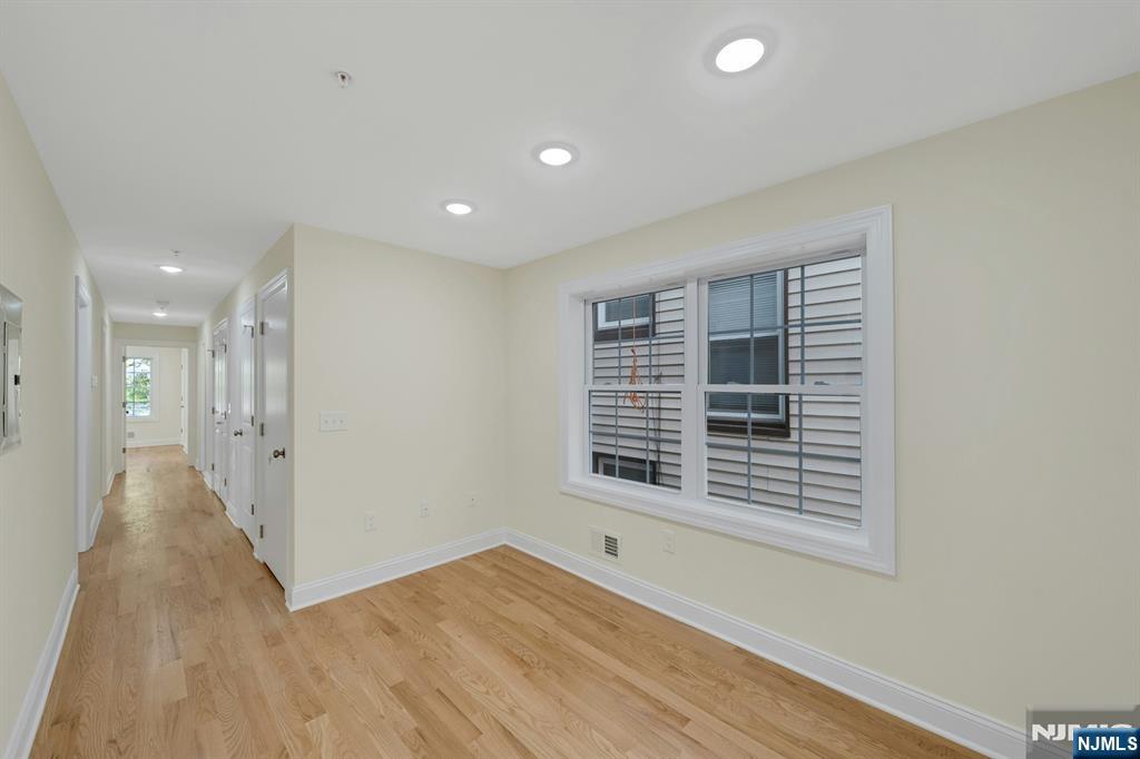 58 Vermont Avenue Property Photo 6