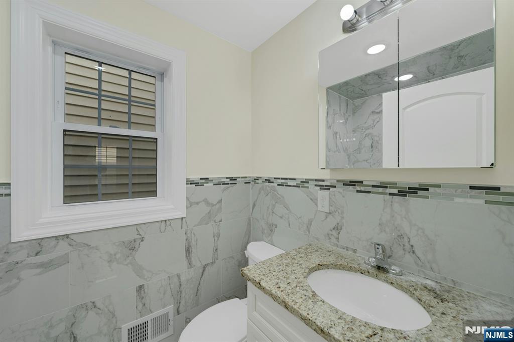58 Vermont Avenue Property Photo 14