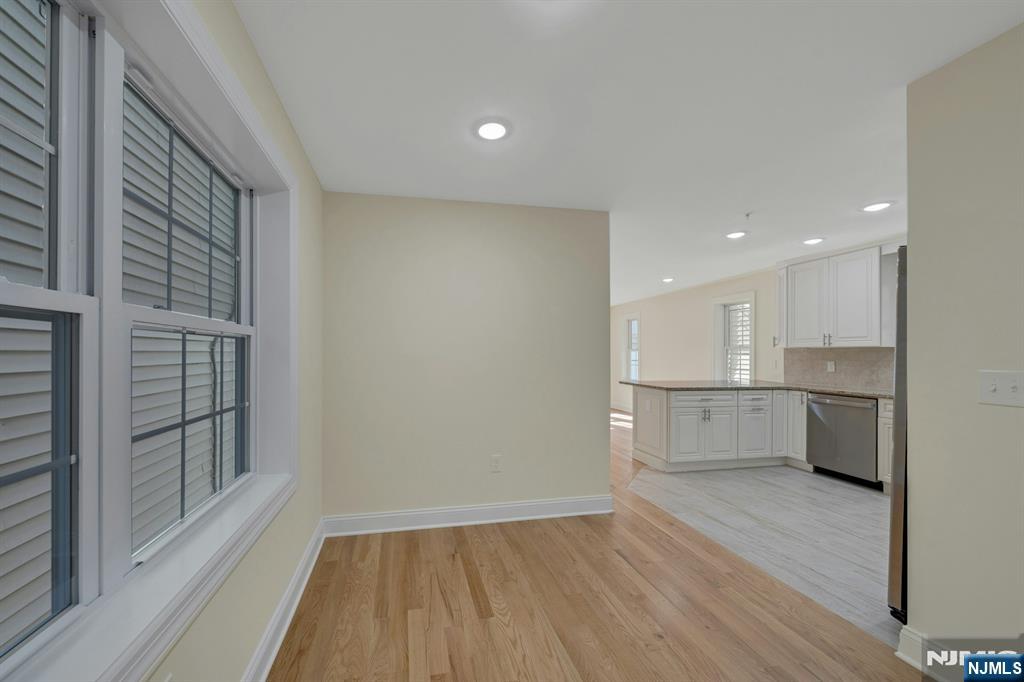 58 Vermont Avenue Property Photo 17