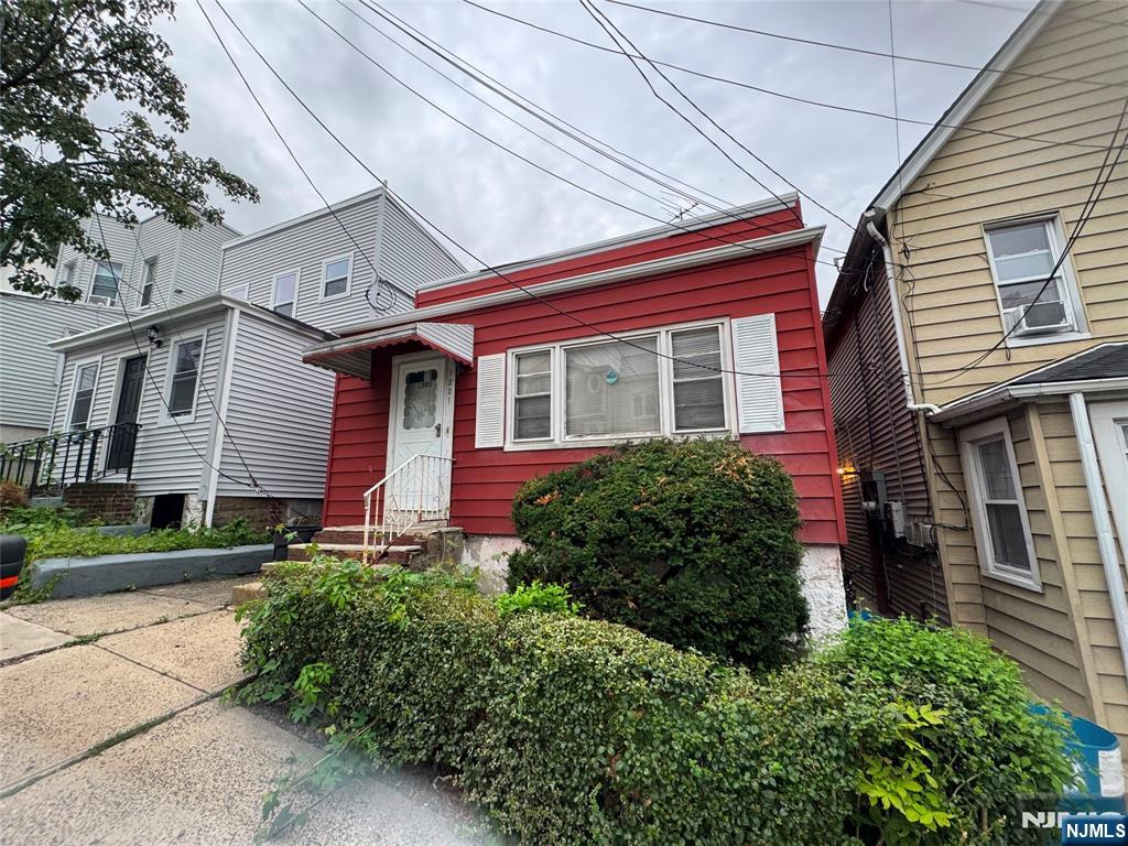 1201 85th Street Property Photo 1