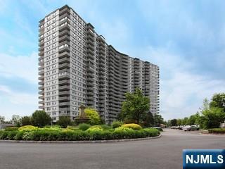 2000 Linwood Avenue 22c/d Property Photo 46