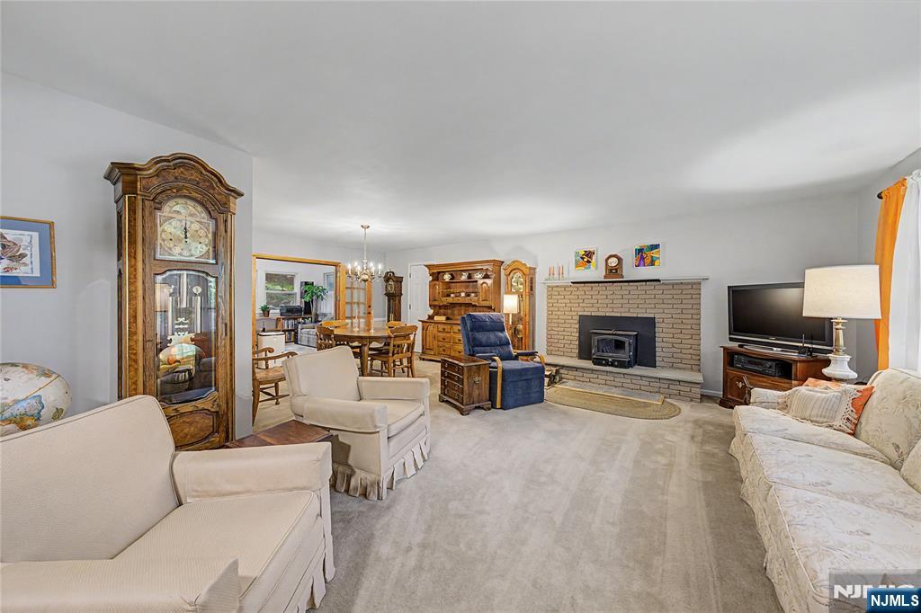 5 Horizon Drive Property Photo 3