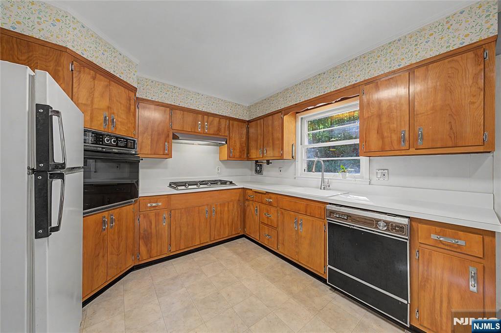 5 Horizon Drive Property Photo 20