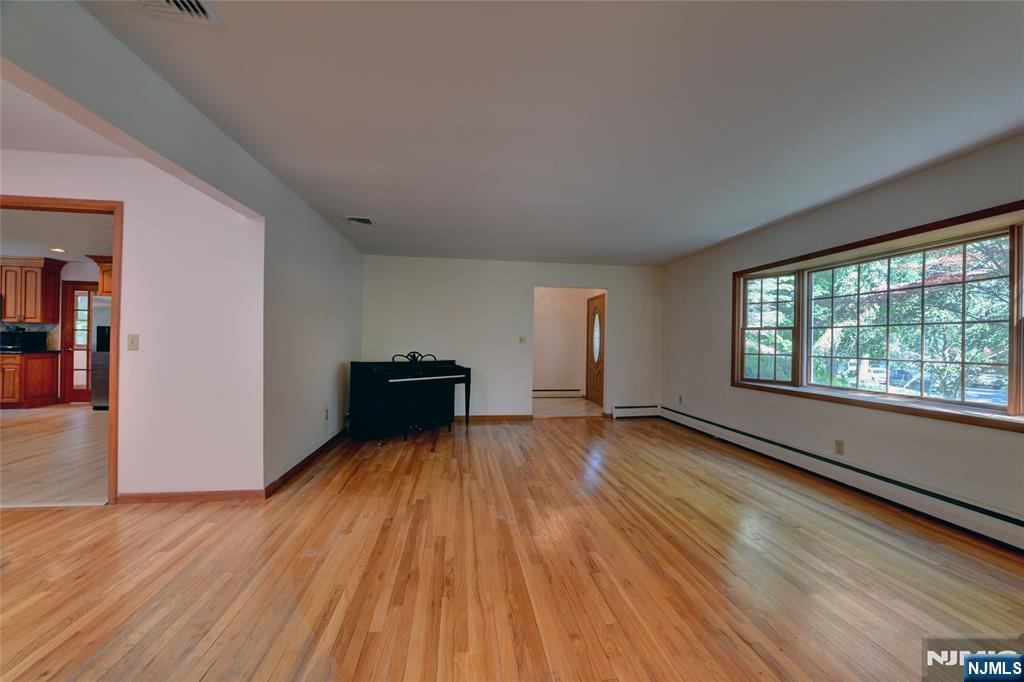 34 Knoll Road Property Photo 2
