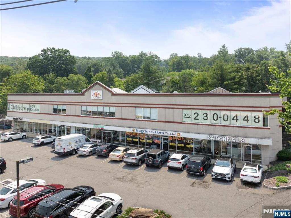 176 Us Highway 46 Property Photo 1