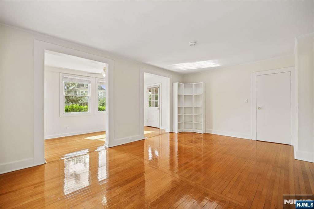 29 Brookfield Road 1st Fl Property Photo 4