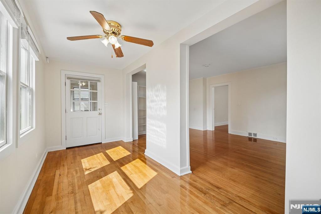 29 Brookfield Road 1st Fl Property Photo 8