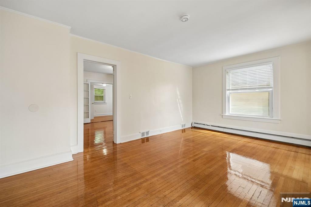 29 Brookfield Road 1st Fl Property Photo 12