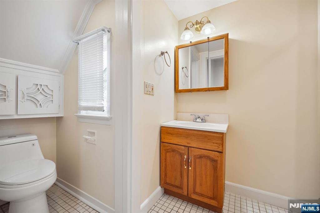 29 Brookfield Road 1st Fl Property Photo 19