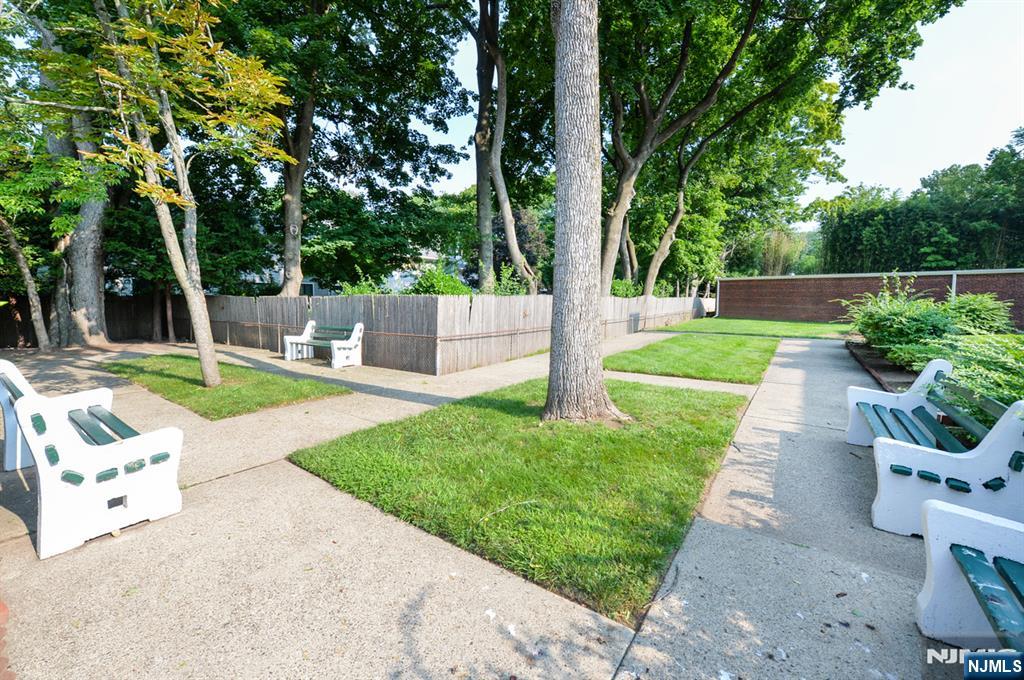 63 W Hudson Avenue C Property Photo 18